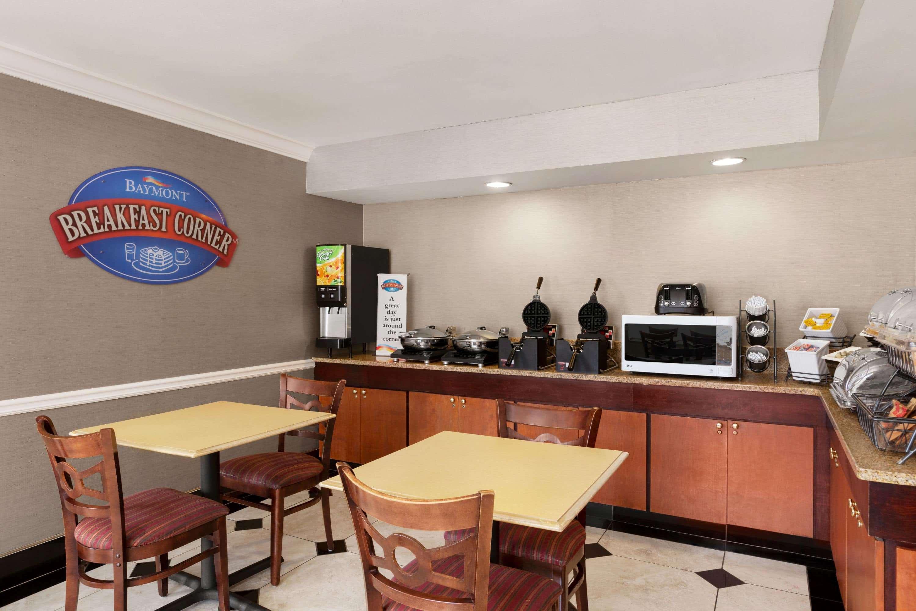 Baymont By Wyndham Lithia Springs Atlanta Hotel Buitenkant foto