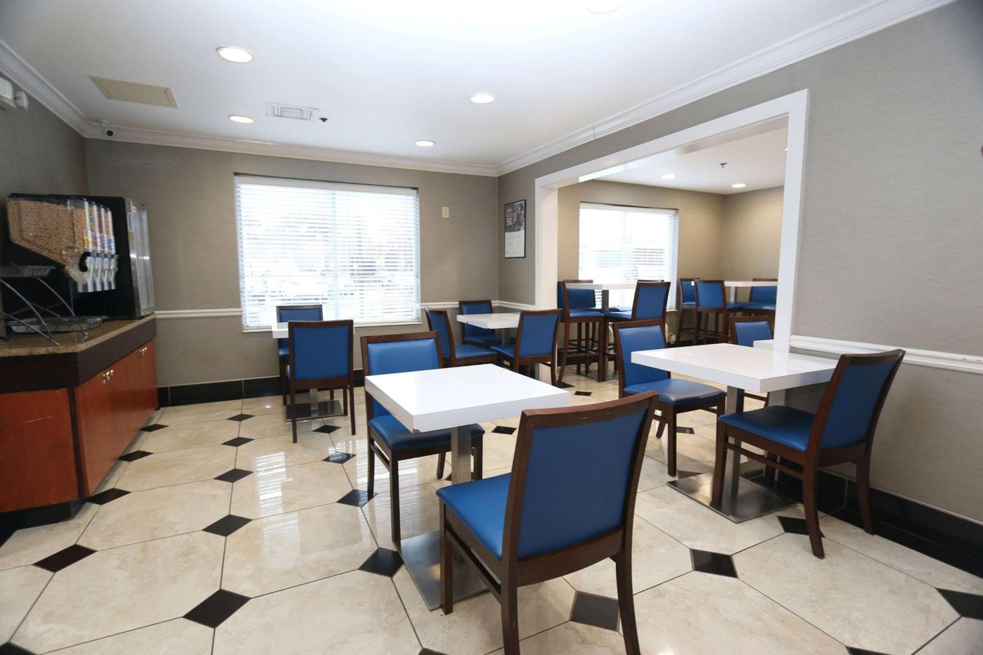 Baymont By Wyndham Lithia Springs Atlanta Hotel Buitenkant foto